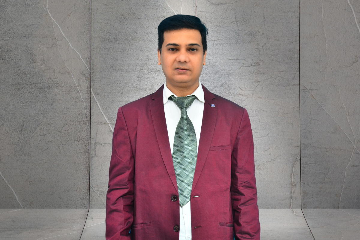 Director 3